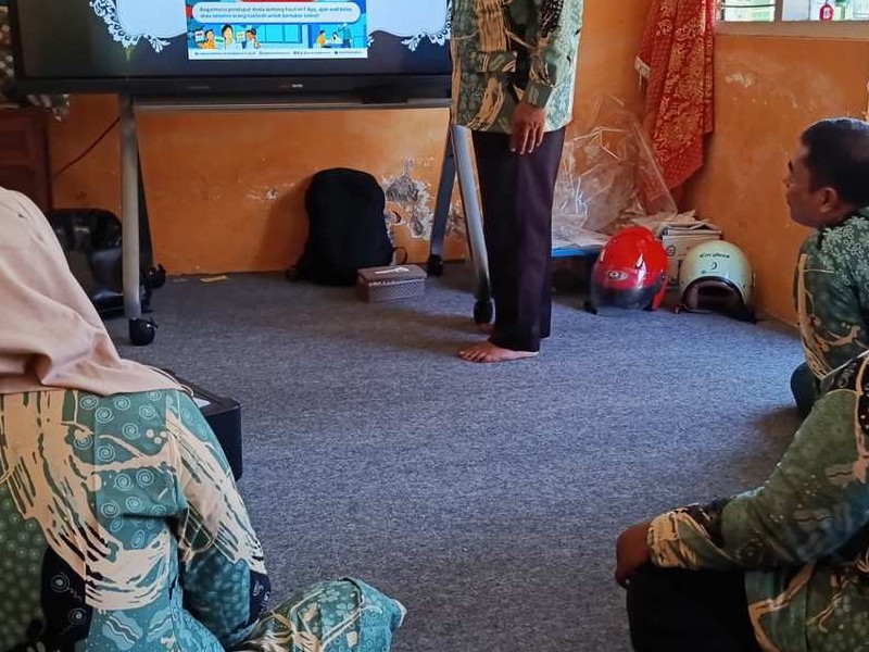 kEGIATAN HARI BELAJAR GURU